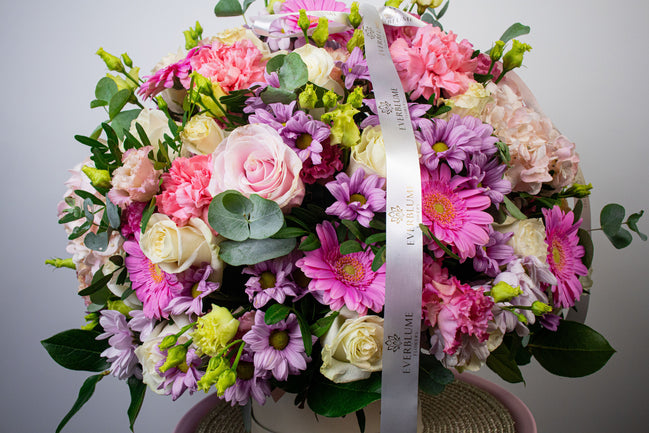 Everblume Deluxe Arrangement