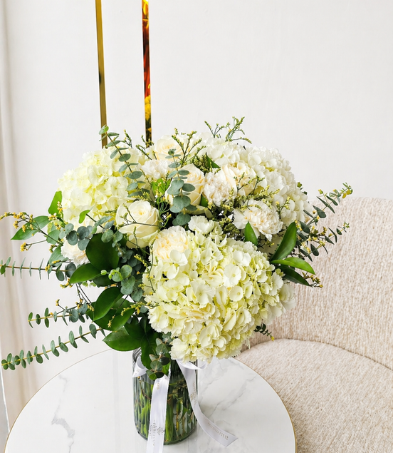White Elegance Bouquet