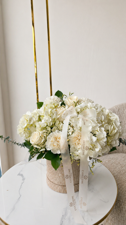 White Elegance Box