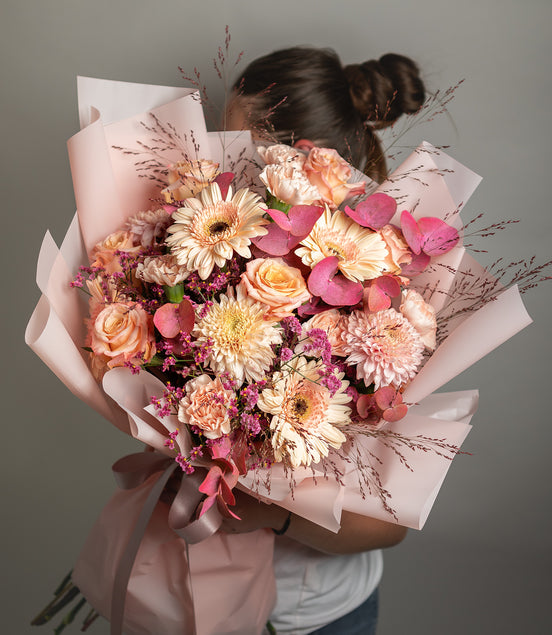 Golden Peach Bouquet